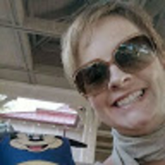 Meet your Posher, Marylisa - Picture 1 of 1